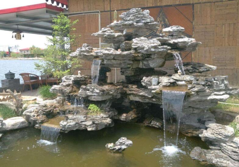 山東庭院魚(yú)池假山制作價(jià)格是多少錢